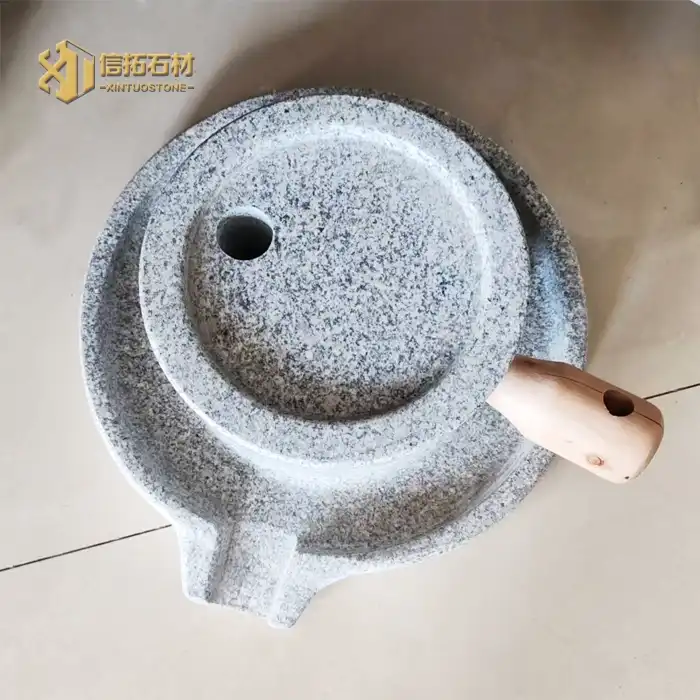 Manual stone mill